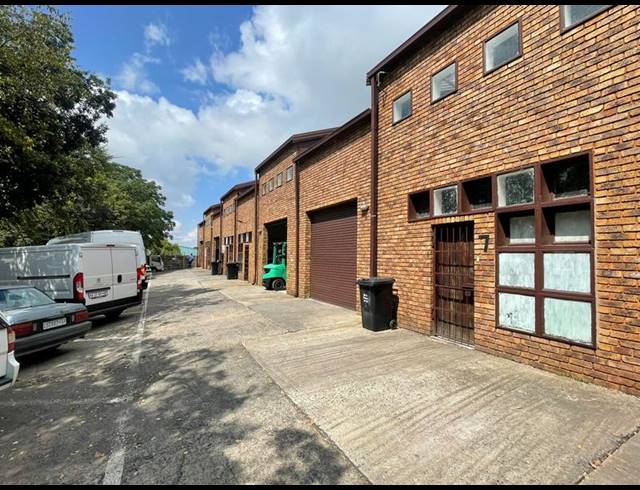 INDUSTRIAL PROPERTY TO RENT IN LYTTELTON